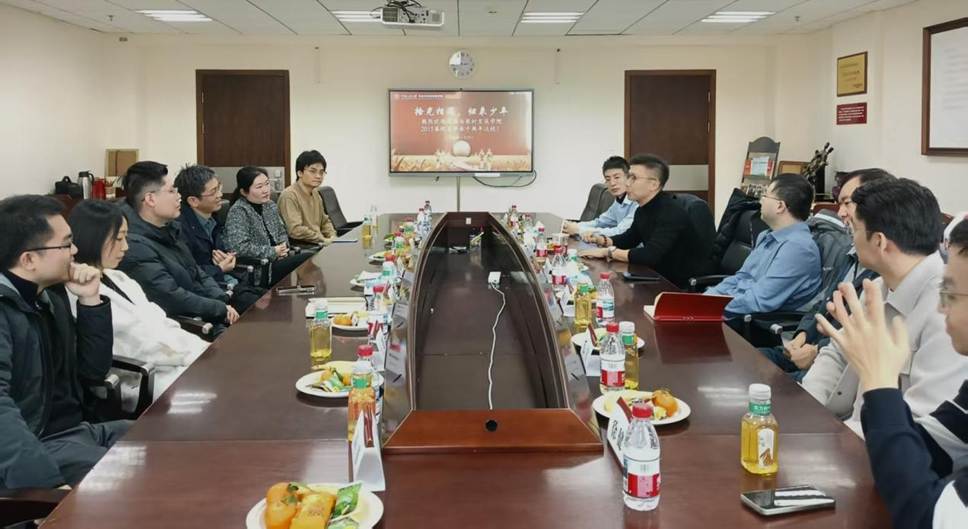 f62d999c93f85acdfadc95bc81f8502d